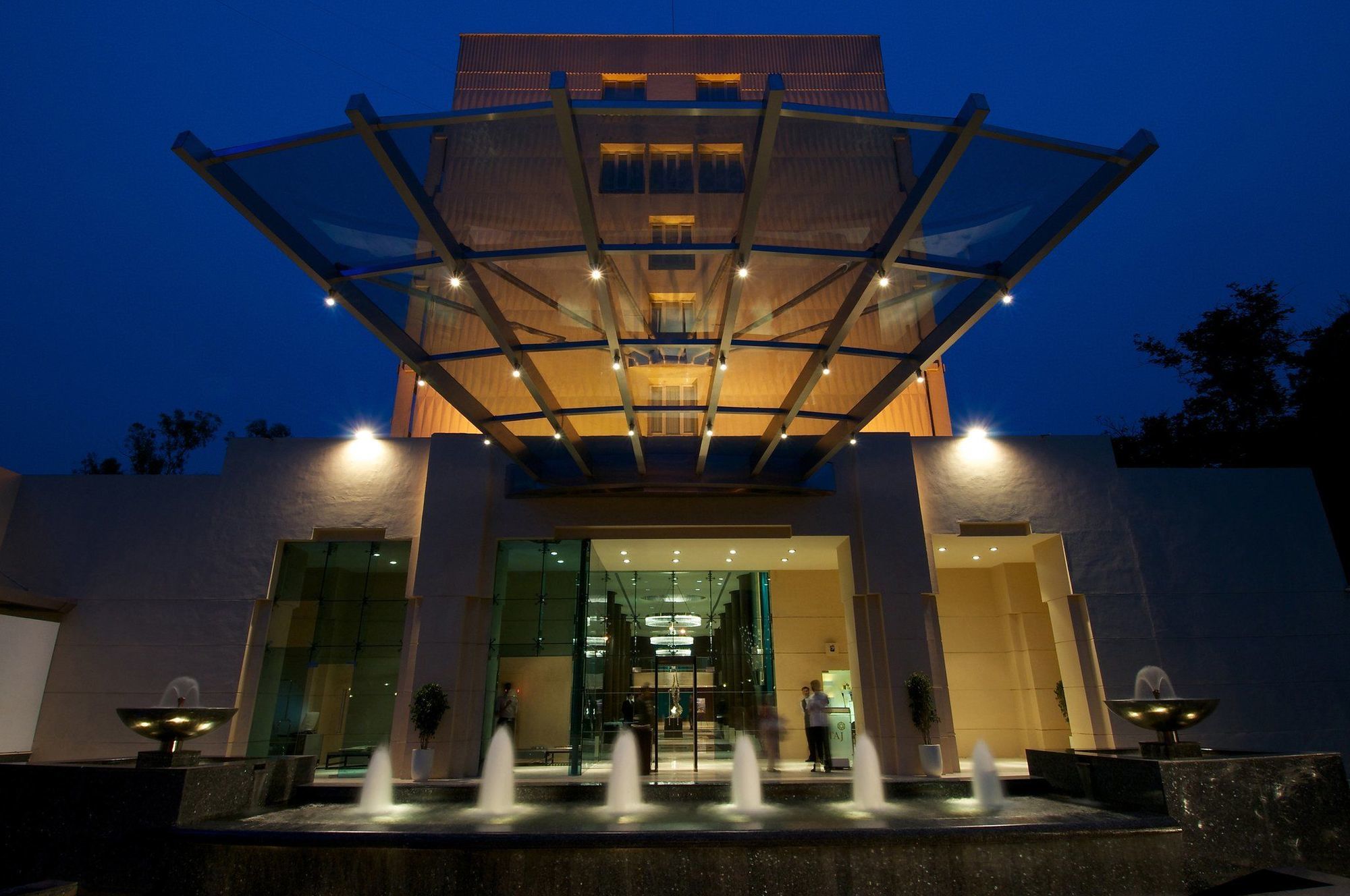 Hotel Blue Diamond Ihcl Seleqtions
